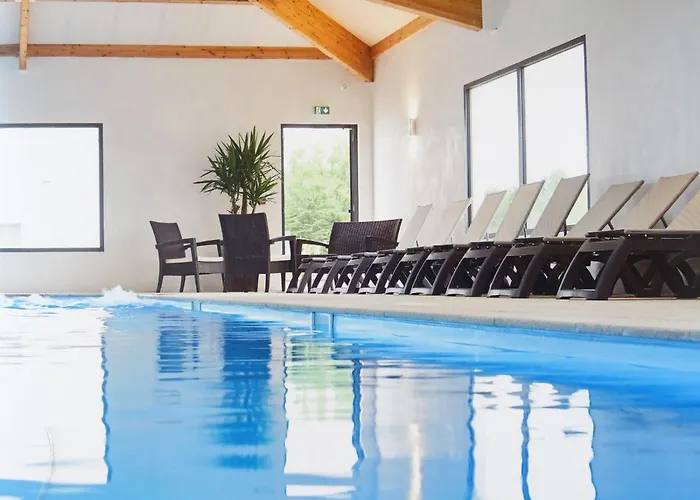 Residence Avec Piscine, Chalet Pour 6